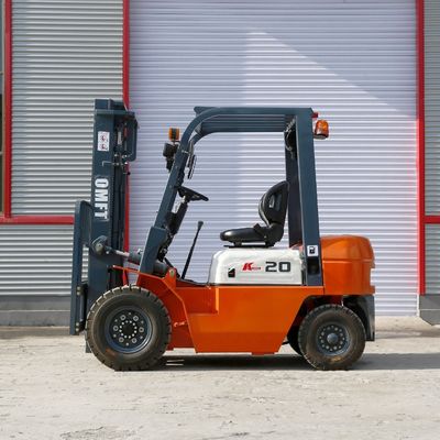 2 Ton 2 T Diesel Forklift Truck with 6m 6000mm Three Stage Full Free Mast Triplex Full Free Mast