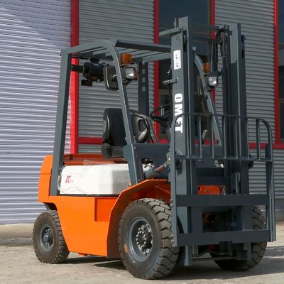Yammar Engine 2.5 Ton Cpcd25 Diesel Forklift Truck with Steel and Rubber Construction