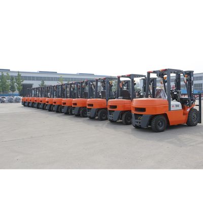 Material Handling Equipment 3.5 T 4-Wheel Diesel Forklift Truck with 1070mm Fork