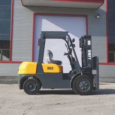 3 Ton Diesel Forklift with Chinese Xinchai C490 Engine and Max Lifting Height of 3m