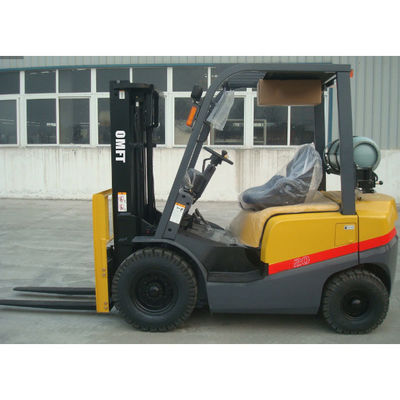 2ton LPG Forklift with Advanced Nissan K21 K25 Petrol Gasoline Engine and 920mm Fork