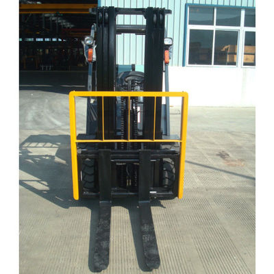 Min. Width of Right Angle Stacking 2925mm 3ton LPG Forklift with 4.5m Lifting Height