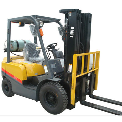 4 Wheel Gasoline/LPG/Petrol Reach Forklift with Forklift Positioner and Sideshifter