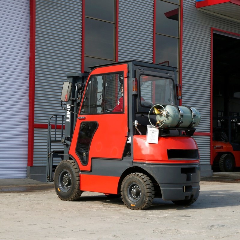 3tons Dual Fuel Forklift LPG Forklift with Japanese Nissan K21/K25 or Chinese Engine